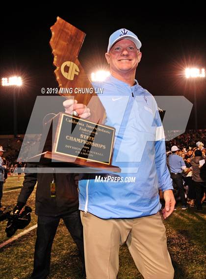 Thumbnail 1 in Serra vs. Corona del Mar (CIF State D1A Final) photogallery.