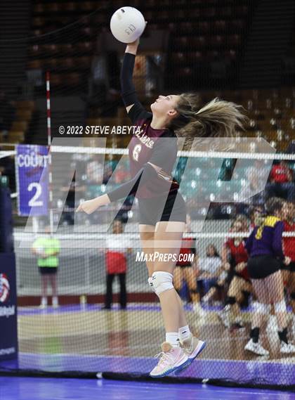Thumbnail 1 in Faith Christian vs. Alamosa (CHSAA 3A 2nd Round) photogallery.