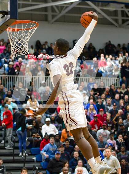 Thumbnail 3 in Belleville West vs. Webster Groves photogallery.