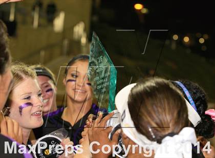 Thumbnail 2 in Carlsbad vs. Bonita Vista (CIF-SDS Open Division Final) photogallery.