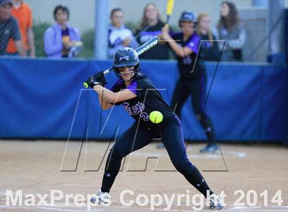 Thumbnail 2 in Carlsbad vs. Bonita Vista (CIF-SDS Open Division Final) photogallery.