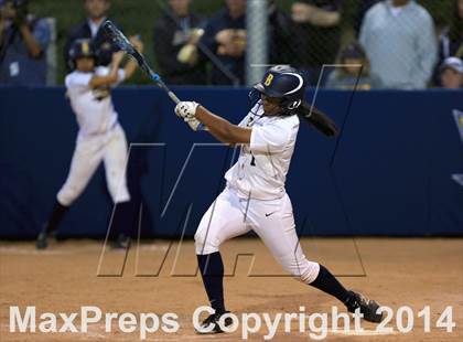 Thumbnail 3 in Carlsbad vs. Bonita Vista (CIF-SDS Open Division Final) photogallery.