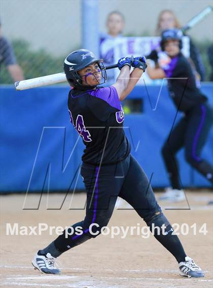 Thumbnail 3 in Carlsbad vs. Bonita Vista (CIF-SDS Open Division Final) photogallery.