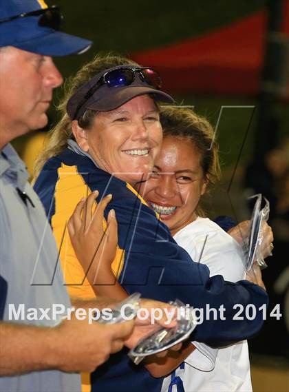 Thumbnail 3 in Carlsbad vs. Bonita Vista (CIF-SDS Open Division Final) photogallery.