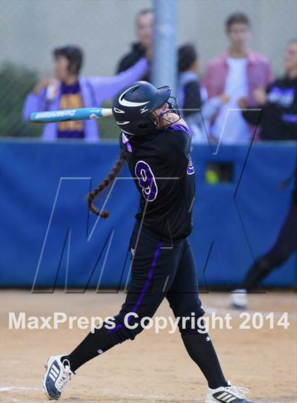 Thumbnail 2 in Carlsbad vs. Bonita Vista (CIF-SDS Open Division Final) photogallery.