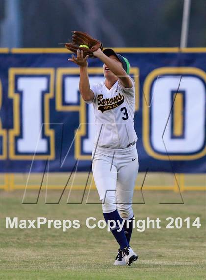 Thumbnail 2 in Carlsbad vs. Bonita Vista (CIF-SDS Open Division Final) photogallery.