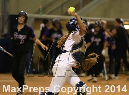 Thumbnail 3 in Carlsbad vs. Bonita Vista (CIF-SDS Open Division Final) photogallery.
