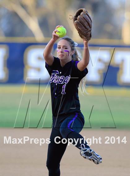 Thumbnail 3 in Carlsbad vs. Bonita Vista (CIF-SDS Open Division Final) photogallery.