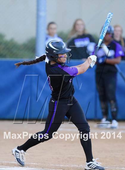 Thumbnail 2 in Carlsbad vs. Bonita Vista (CIF-SDS Open Division Final) photogallery.