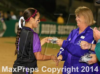 Thumbnail 2 in Carlsbad vs. Bonita Vista (CIF-SDS Open Division Final) photogallery.