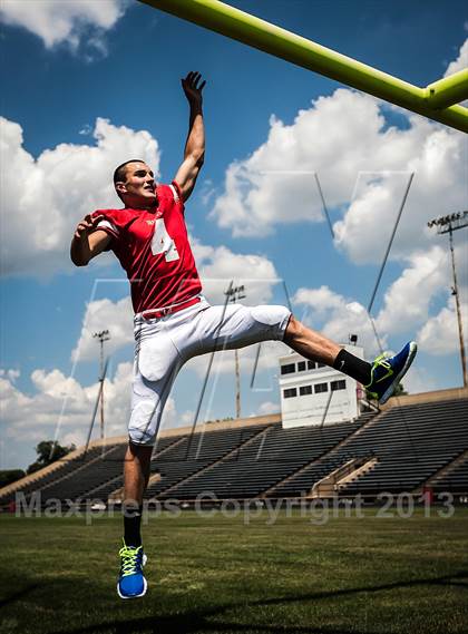 Thumbnail 3 in Cole Henderson (Reebok Dynamic Athlete) photogallery.