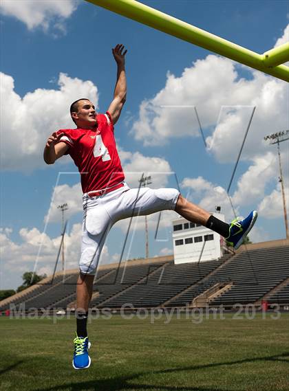 Thumbnail 1 in Cole Henderson (Reebok Dynamic Athlete) photogallery.
