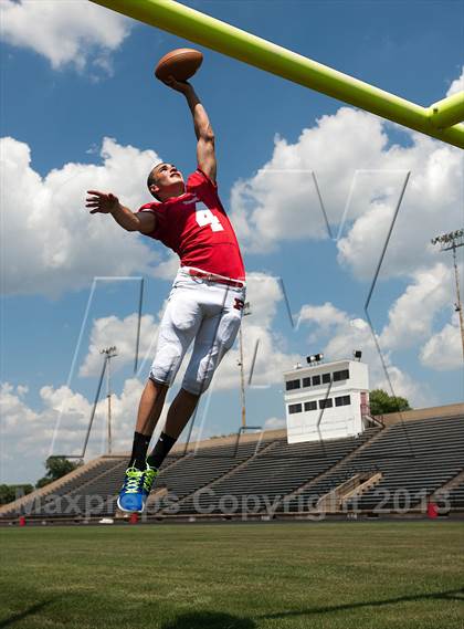 Thumbnail 1 in Cole Henderson (Reebok Dynamic Athlete) photogallery.
