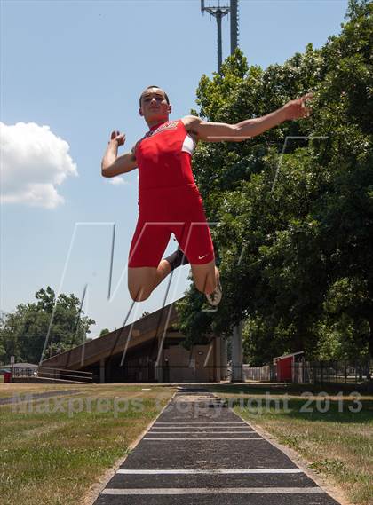 Thumbnail 2 in Cole Henderson (Reebok Dynamic Athlete) photogallery.