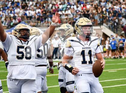 Thumbnail 2 in Central Catholic @ Serra photogallery.