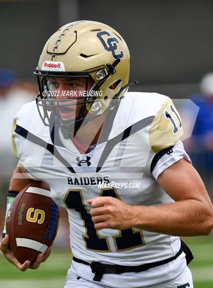 Thumbnail 2 in Central Catholic @ Serra photogallery.