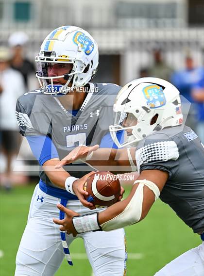 Thumbnail 2 in Central Catholic @ Serra photogallery.