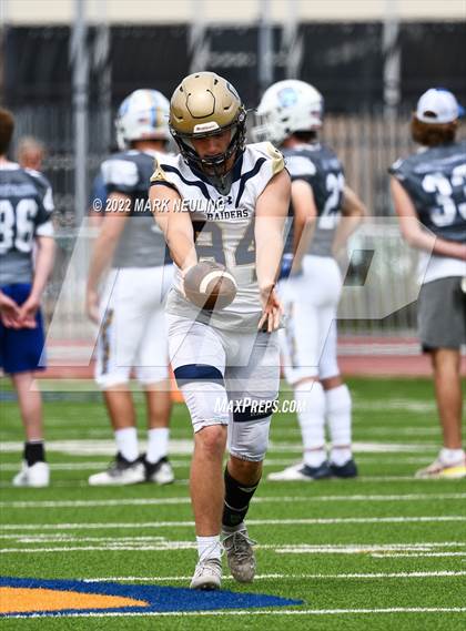 Thumbnail 1 in Central Catholic @ Serra photogallery.