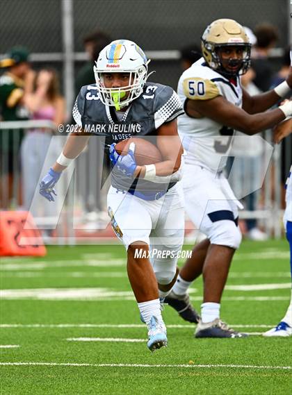Thumbnail 3 in Central Catholic @ Serra photogallery.