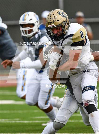 Thumbnail 3 in Central Catholic @ Serra photogallery.