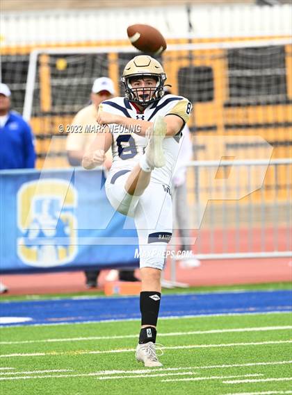 Thumbnail 2 in Central Catholic @ Serra photogallery.