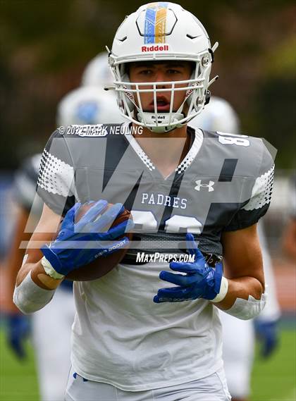Thumbnail 2 in Central Catholic @ Serra photogallery.