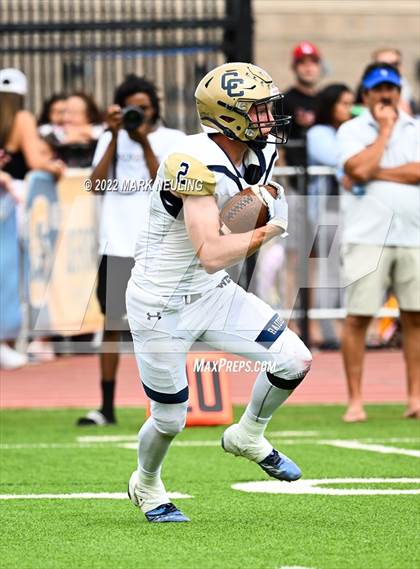 Thumbnail 2 in Central Catholic @ Serra photogallery.