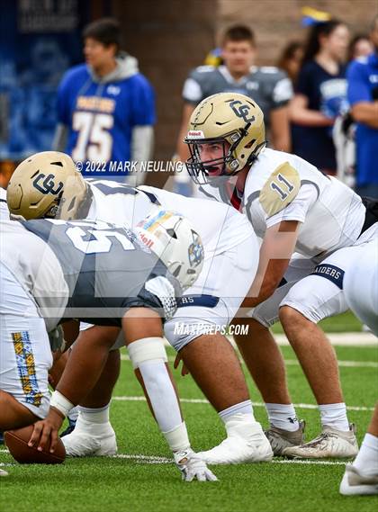 Thumbnail 3 in Central Catholic @ Serra photogallery.