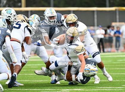 Thumbnail 1 in Central Catholic @ Serra photogallery.