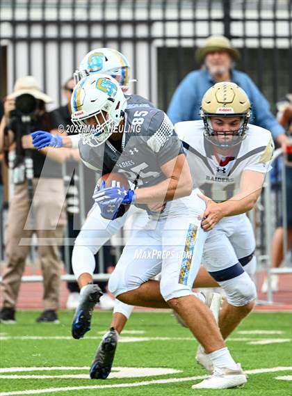 Thumbnail 1 in Central Catholic @ Serra photogallery.