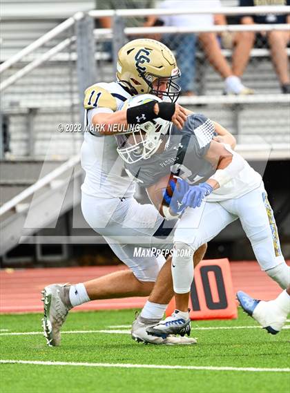 Thumbnail 2 in Central Catholic @ Serra photogallery.