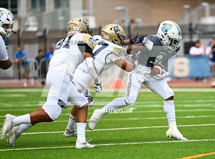 Thumbnail 2 in Central Catholic @ Serra photogallery.