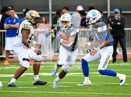 Thumbnail 3 in Central Catholic @ Serra photogallery.