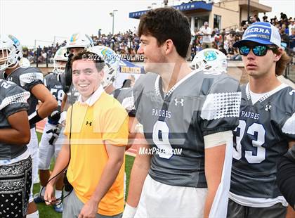 Thumbnail 2 in Central Catholic @ Serra photogallery.