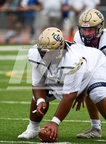 Thumbnail 1 in Central Catholic @ Serra photogallery.