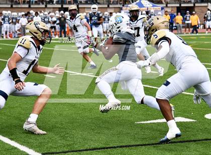 Thumbnail 1 in Central Catholic @ Serra photogallery.