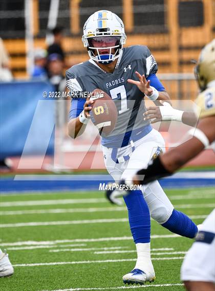 Thumbnail 1 in Central Catholic @ Serra photogallery.