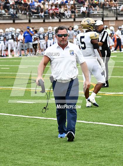 Thumbnail 1 in Central Catholic @ Serra photogallery.