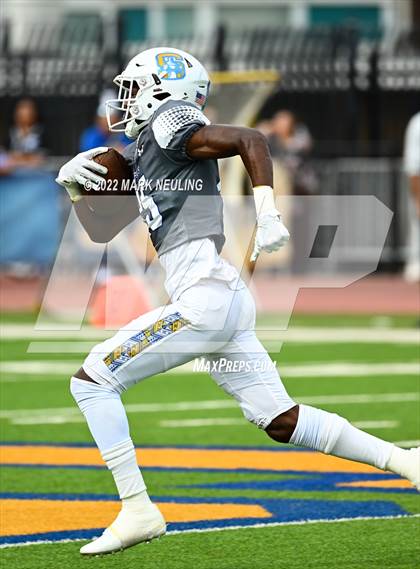 Thumbnail 1 in Central Catholic @ Serra photogallery.