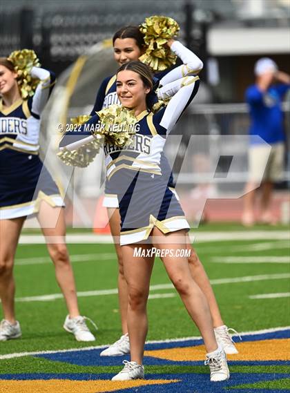 Thumbnail 3 in Central Catholic @ Serra photogallery.