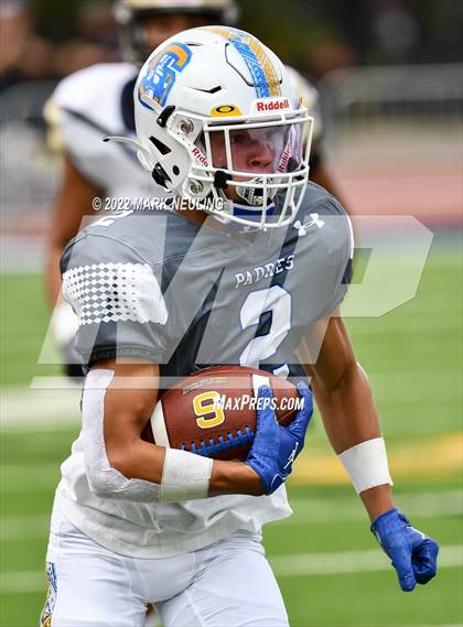 Thumbnail 3 in Central Catholic @ Serra photogallery.