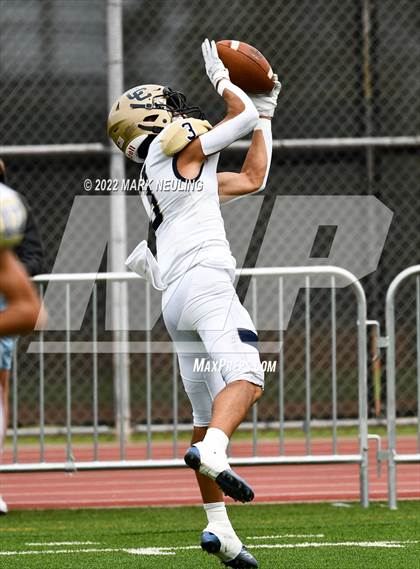 Thumbnail 1 in Central Catholic @ Serra photogallery.