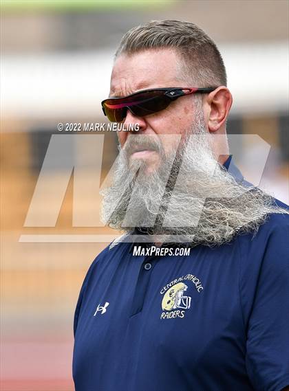 Thumbnail 3 in Central Catholic @ Serra photogallery.