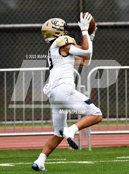 Thumbnail 2 in Central Catholic @ Serra photogallery.