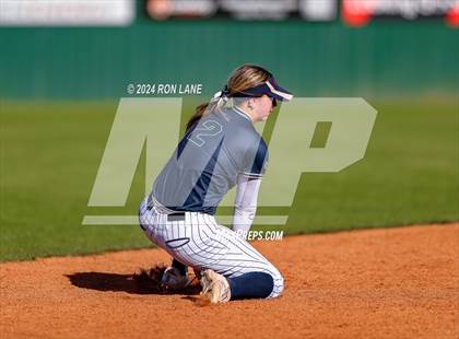 Thumbnail 3 in Minco vs Moore photogallery.