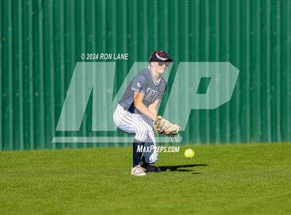 Thumbnail 2 in Minco vs Moore photogallery.