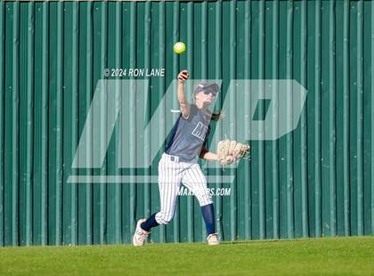 Thumbnail 1 in Minco vs Moore photogallery.