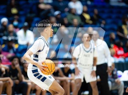 Thumbnail 2 in Fayette County vs Pace Academy (GHSA 4A  State Championship) photogallery.