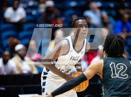 Thumbnail 1 in Fayette County vs Pace Academy (GHSA 4A  State Championship) photogallery.