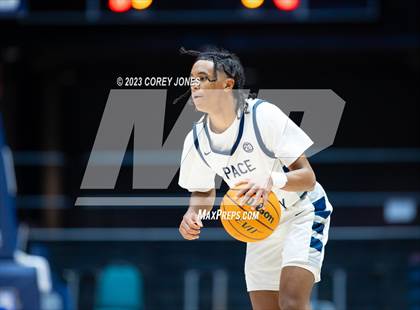 Thumbnail 2 in Fayette County vs Pace Academy (GHSA 4A  State Championship) photogallery.